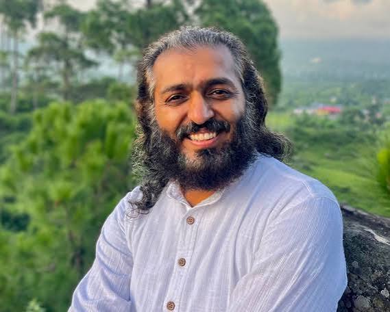 Swami Divyatej